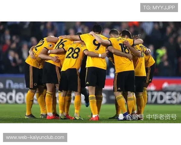 费耶诺德盯德布劳内式组织轴：现代足球的战术革新