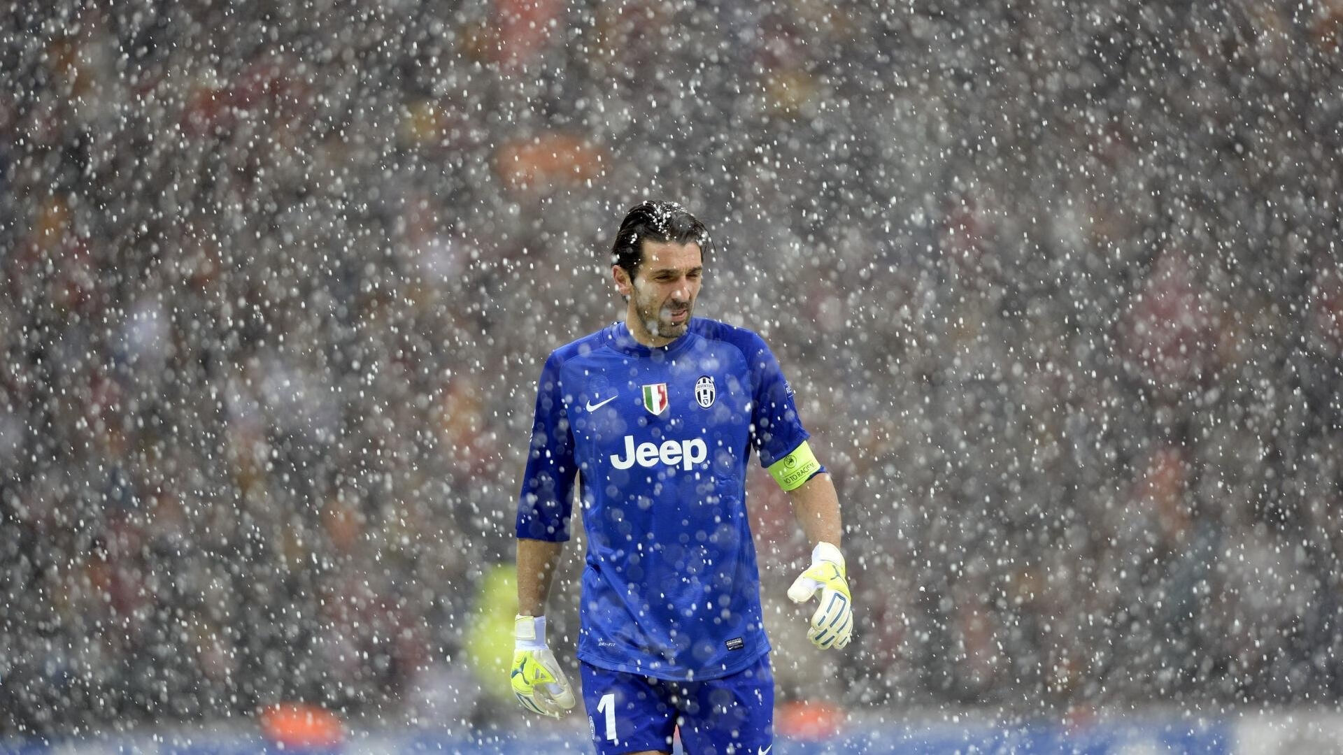 世界跆拳道锦标赛争夺激烈，世界跆拳道赛事